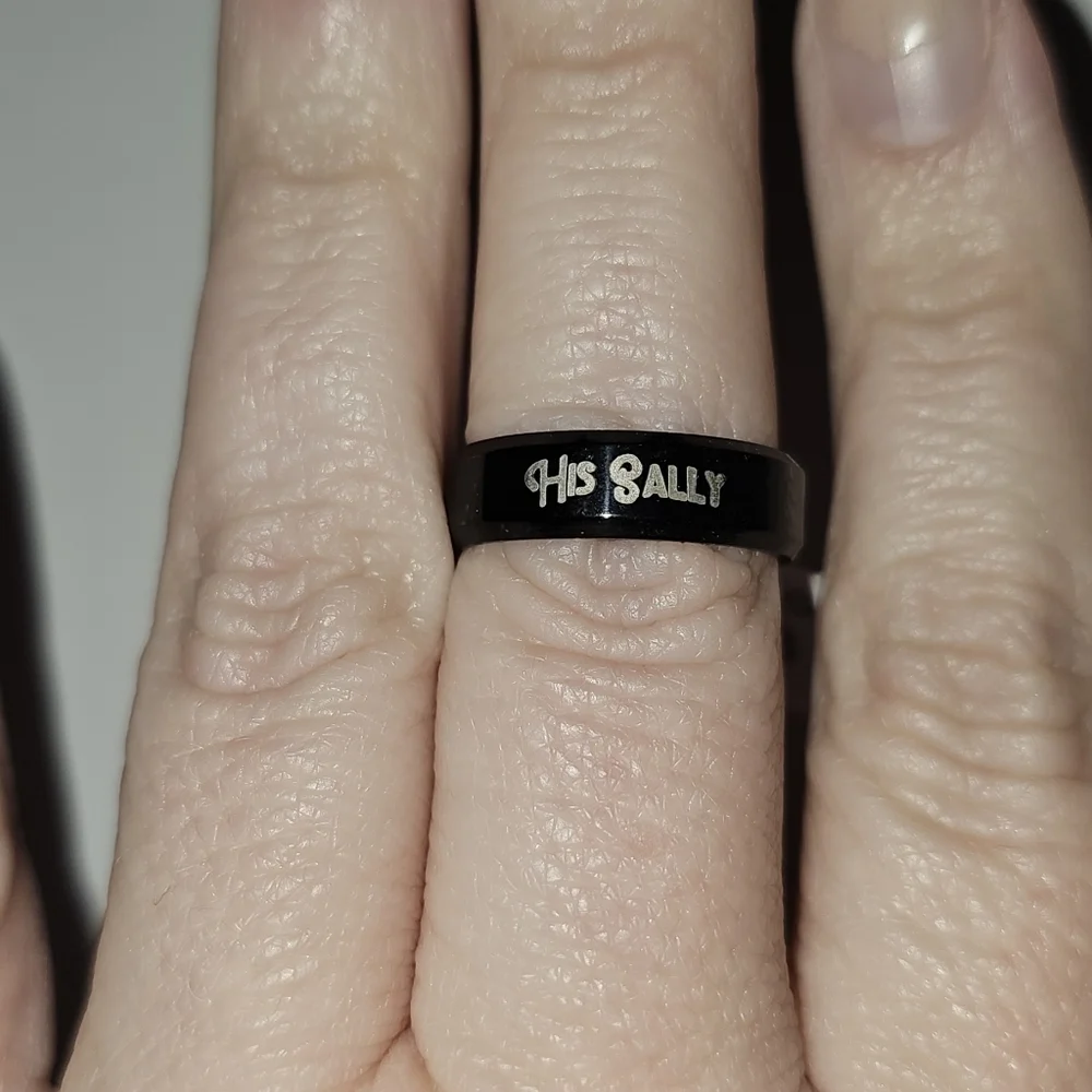 Tnbc His Sally Acrylic Ring Size 8